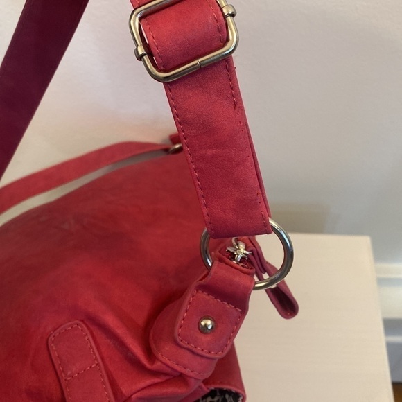 Fiorelli Pink Purse - Picture 7 of 13